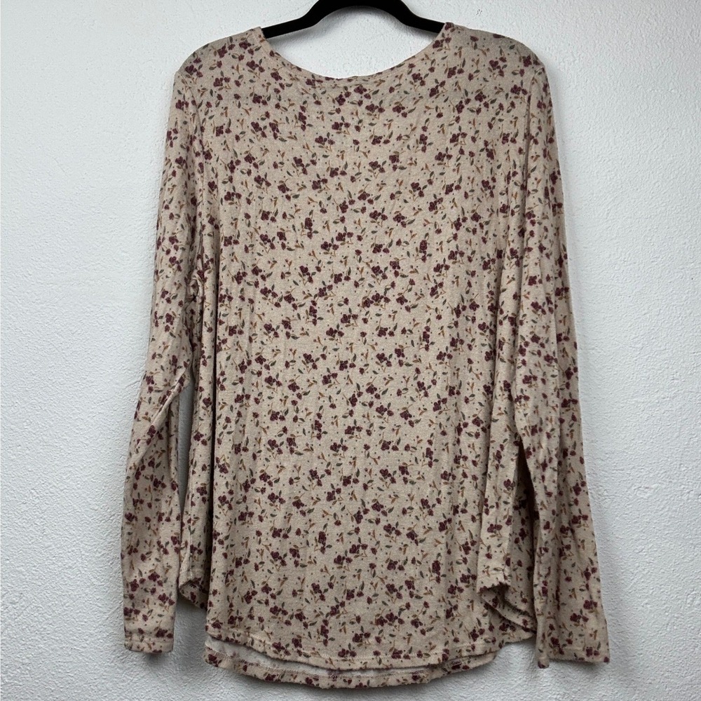 Maurices Cream Floral Long Sleeve Top - 1X - Notched V-Neck Boho Casual Soft - Picture 6 of 10